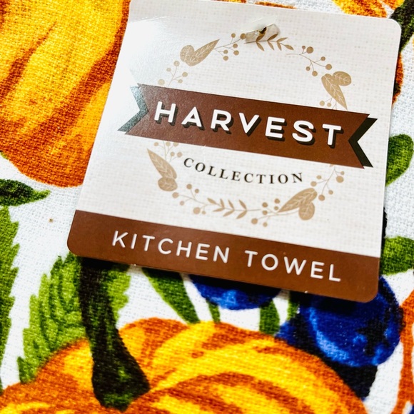 Set of 2 Beautiful Sunflower & Pumpkin Kitchen Towels - Picture 6 of 7